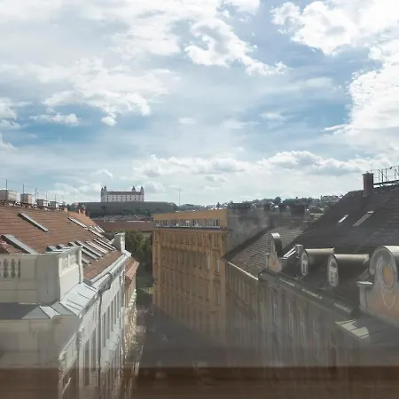 Queen Flat In Old Town With Castle View 布拉迪斯拉发