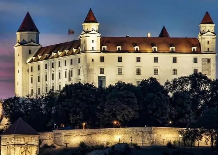 Queen Flat In Old Town With Castle View Διαμέρισμα