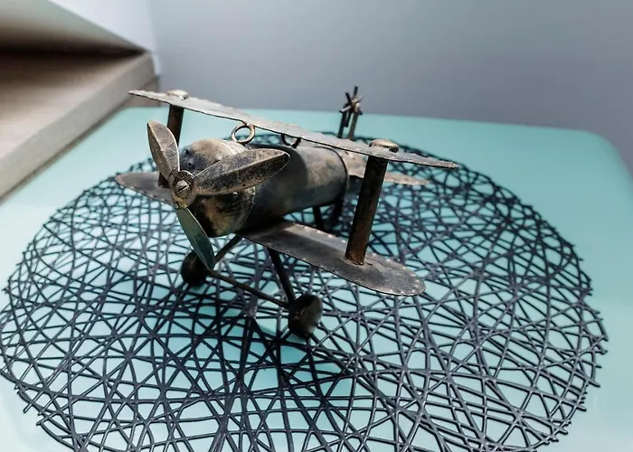 Queen Flat In Old Town With Castle View Διαμέρισμα