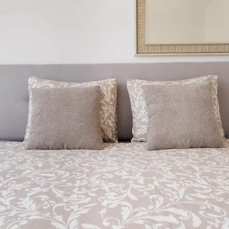 Queen Flat In Old Town With Castle View Apartamento Bratislava