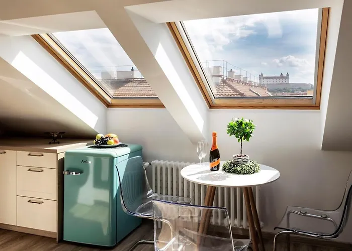 Queen Flat In Old Town With Castle View Apartamento *